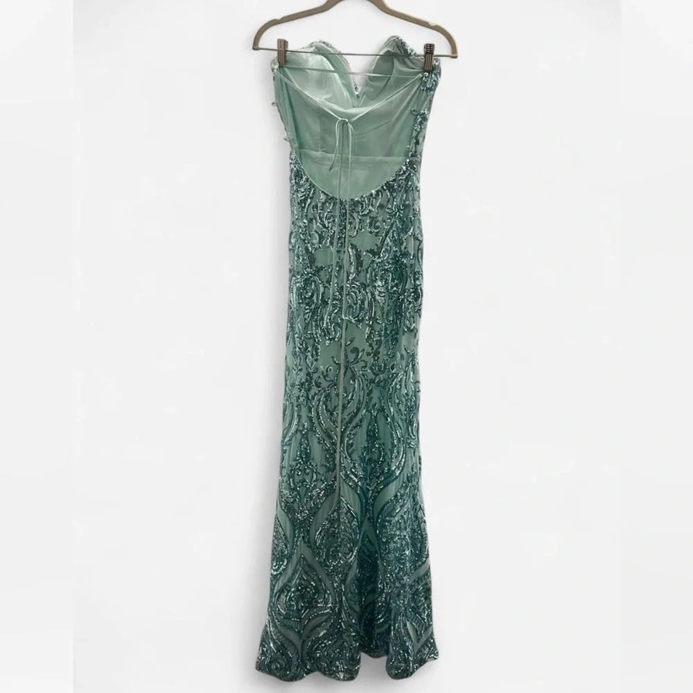 Elegant Teal/Blue Strapless Evening Gown - Picture 5 of 8
